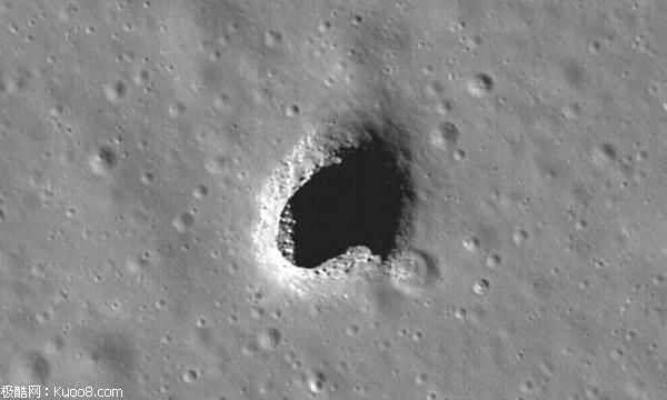 月球上的月海是外星人曾经探勘留下的痕迹?